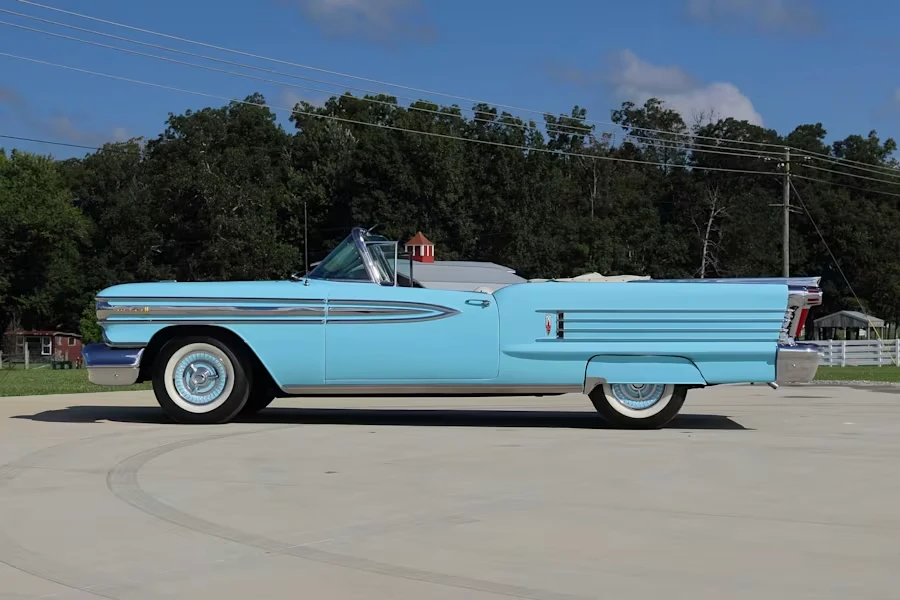 1958 Oldsmobile 88 - Image 8 of 28