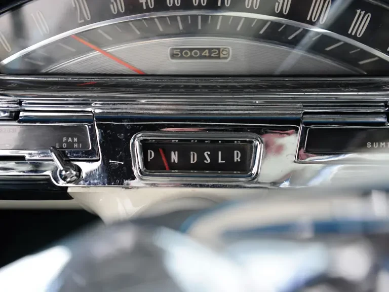 1958 Oldsmobile 88 - Image 10 of 17