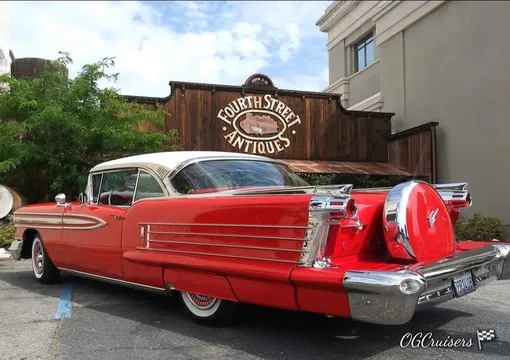 1958 Oldsmobile Eighty-Eight Holiday Coupe