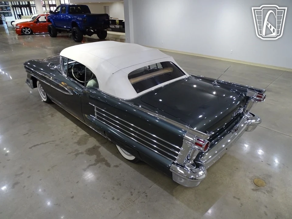 1958 Oldsmobile 88 - Image 10 of 12