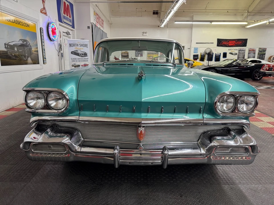 1958 Oldsmobile 88 - Image 9 of 21