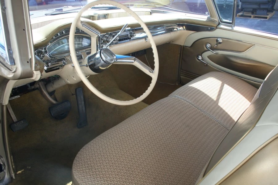 1958 Oldsmobile 88 - Image 4 of 8