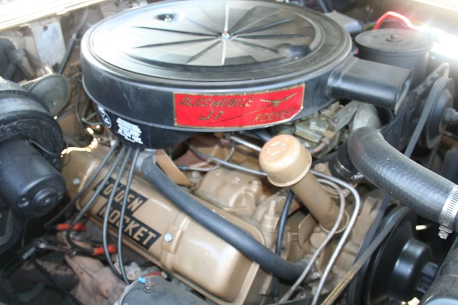 1958 Oldsmobile 88 - Image 5 of 8