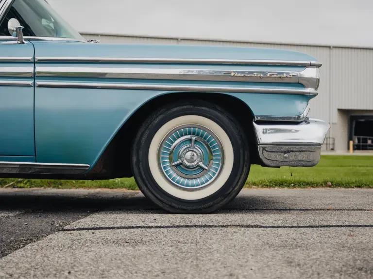 1958 Oldsmobile 98 - Image 30 of 31