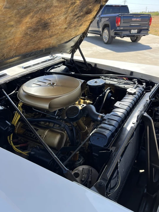 1958 Oldsmobile 88 - Image 15 of 16