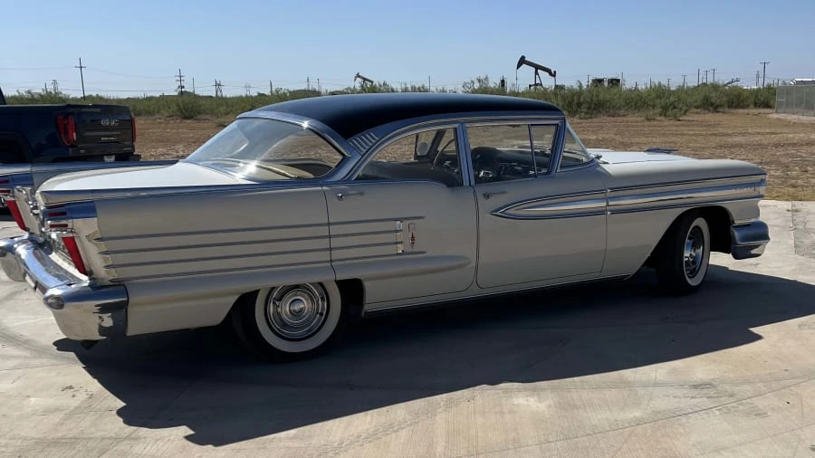 1958 Oldsmobile 88 - Image 6 of 16