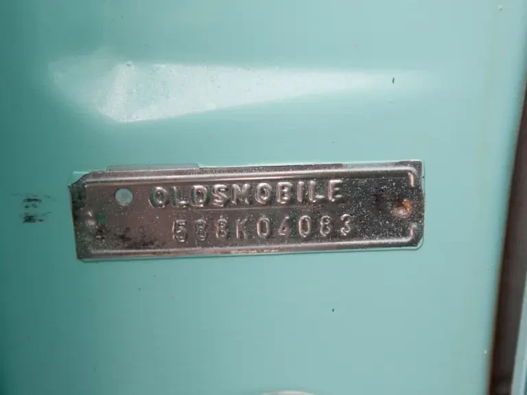 1958 Oldsmobile 88 - Image 14 of 19