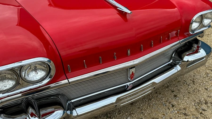 1958 Oldsmobile 88 - Image 10 of 23