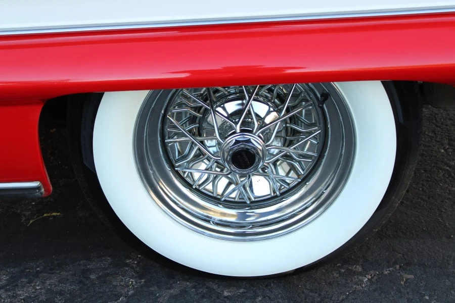 1958 Oldsmobile 88 - Image 13 of 31