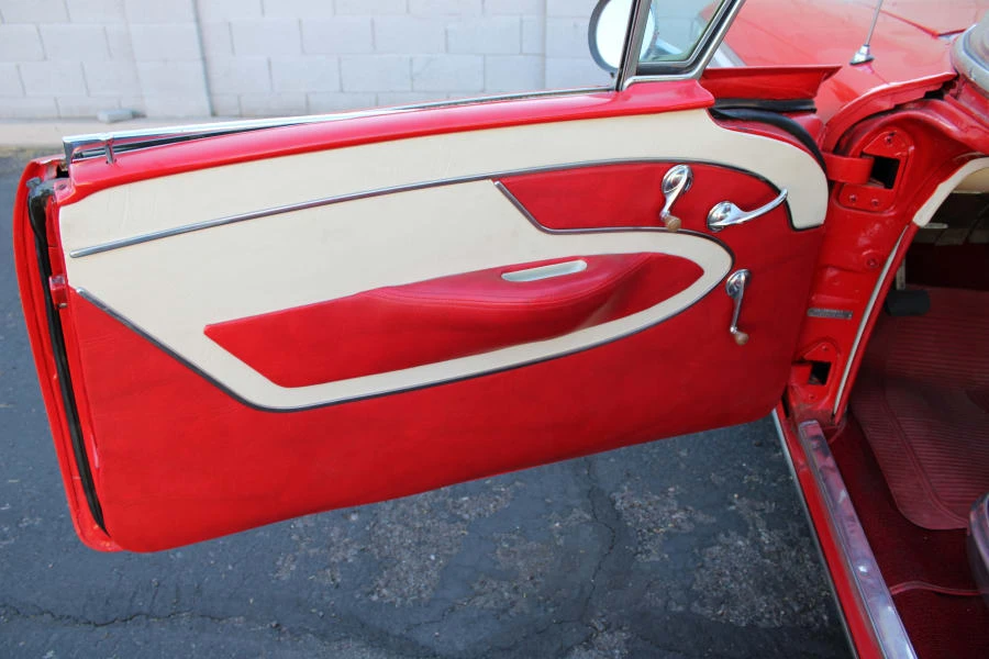 1958 Oldsmobile 88 - Image 29 of 31