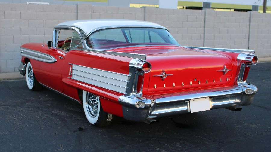 1958 Oldsmobile 88 - Image 9 of 31