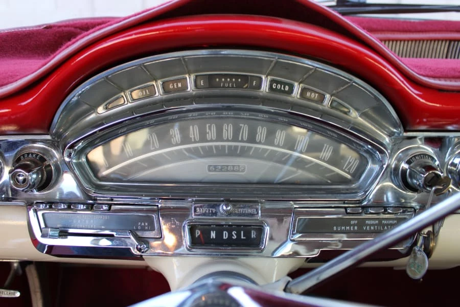 1958 Oldsmobile 88 - Image 28 of 31