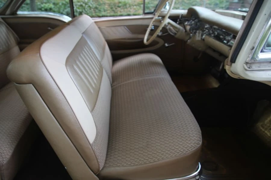 1958 Oldsmobile 88 - Image 5 of 12
