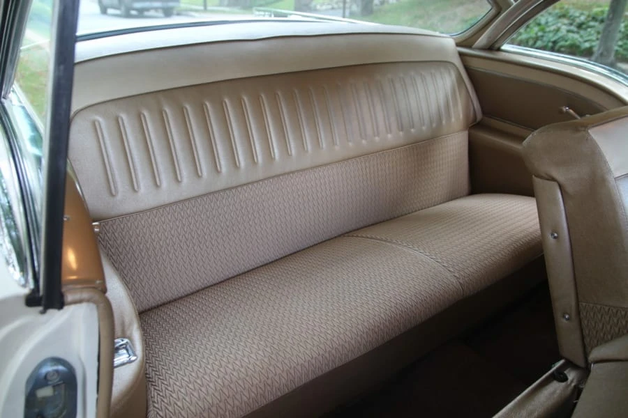 1958 Oldsmobile 88 - Image 6 of 12