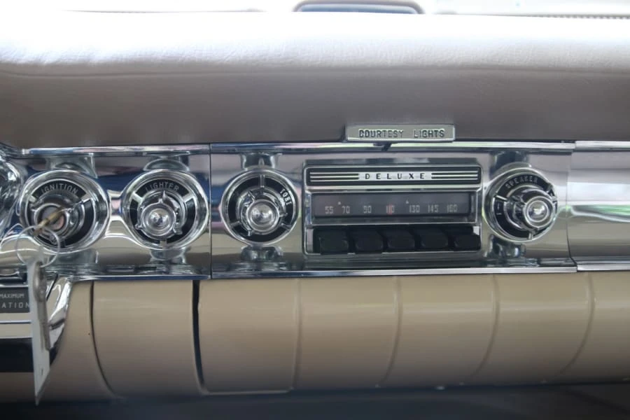 1958 Oldsmobile 88 - Image 10 of 12