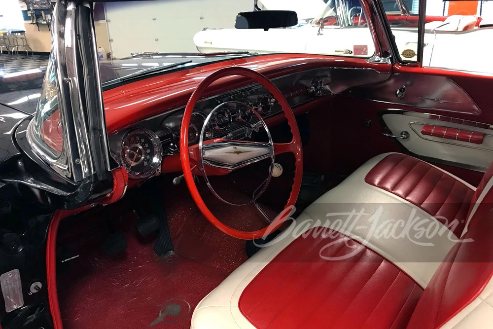 1958 Pontiac Bonneville 1st Gen - Image 3 of 5