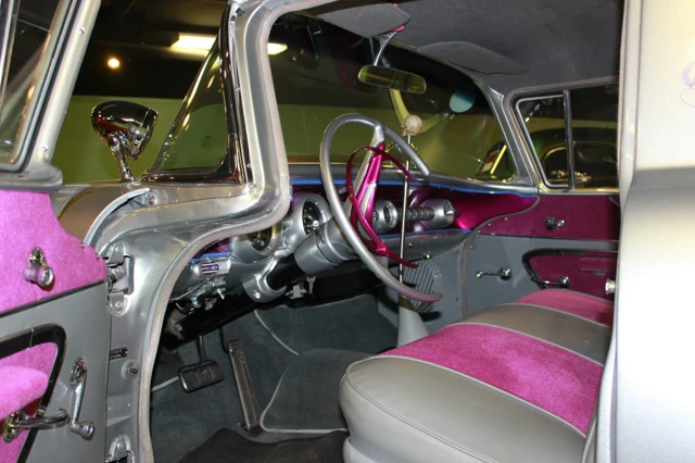1958 Pontiac - Image 4 of 4