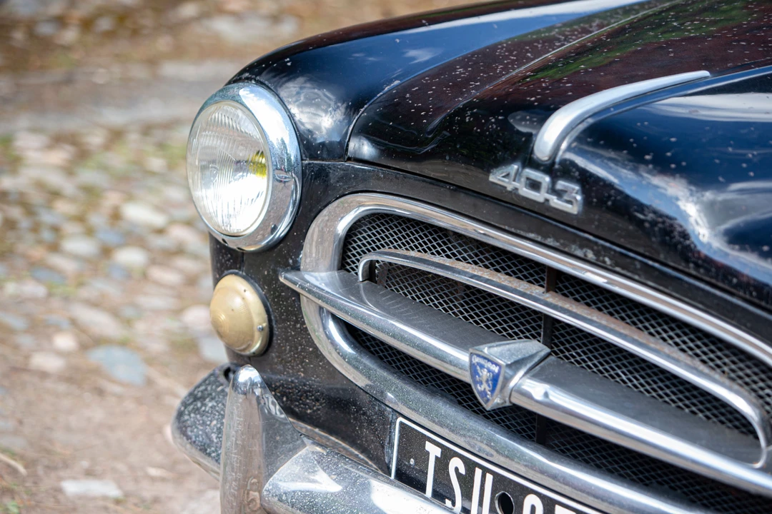 1958 Peugeot - Image 4 of 20