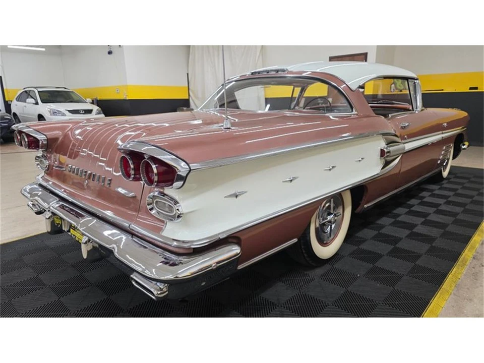 1958 Pontiac Bonneville 1st Gen - Image 4 of 31