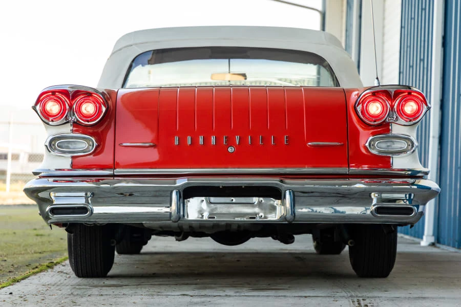 1958 Pontiac Bonneville 1st Gen - Image 5 of 29