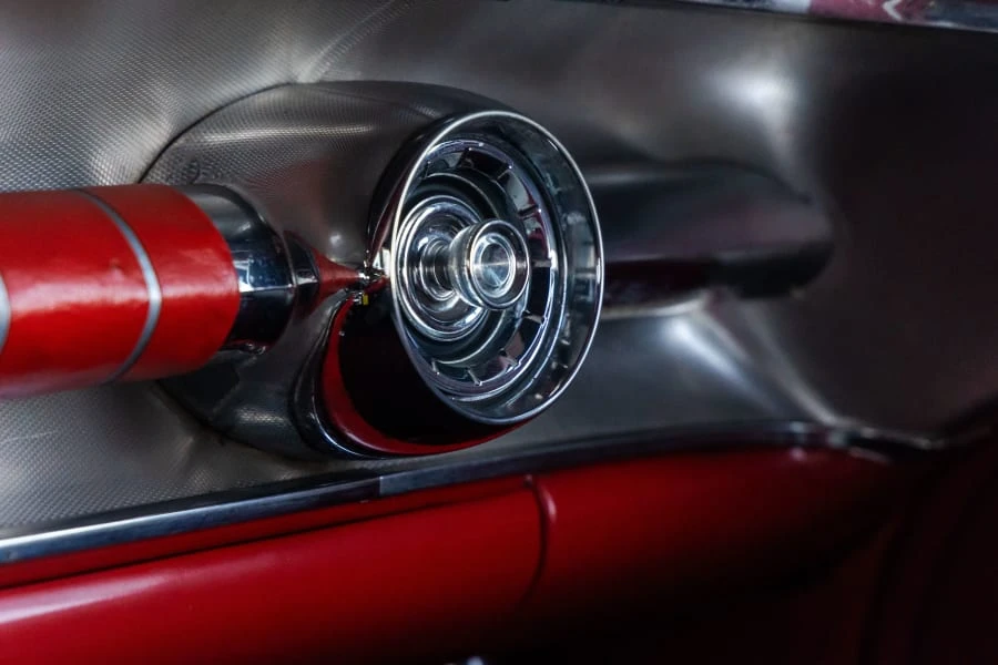 1958 Pontiac Bonneville 1st Gen - Image 24 of 29
