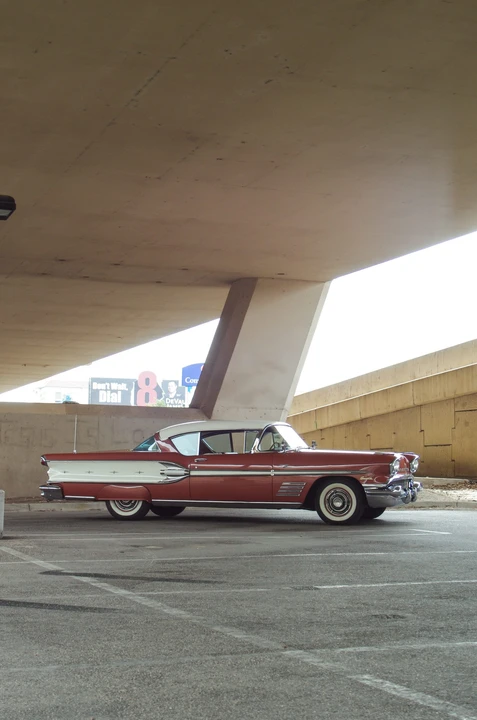 1958 Pontiac Bonneville 1st Gen - Image 9 of 31
