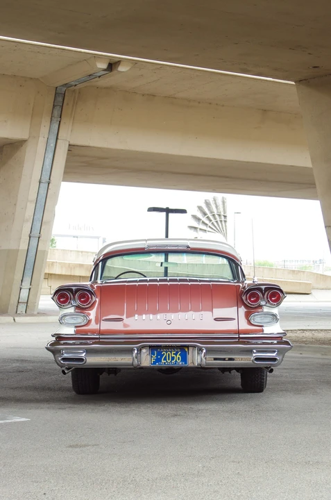 1958 Pontiac Bonneville 1st Gen - Image 21 of 31