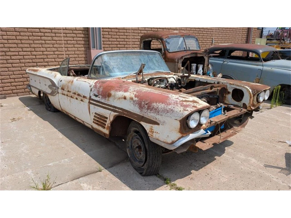 1958 Pontiac Bonneville 1st Gen - Image 2 of 10