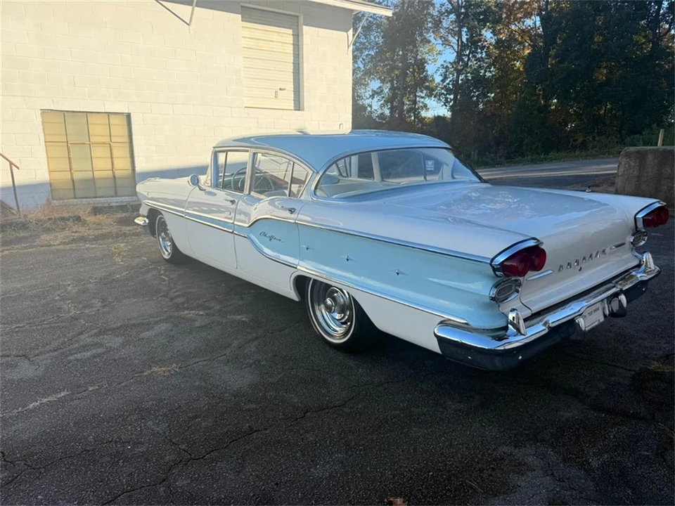 1958 Pontiac Chieftain - Image 31 of 31