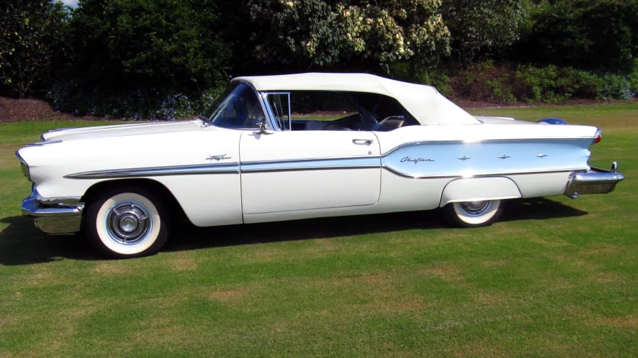 1958 Pontiac Chieftain - Image 2 of 7