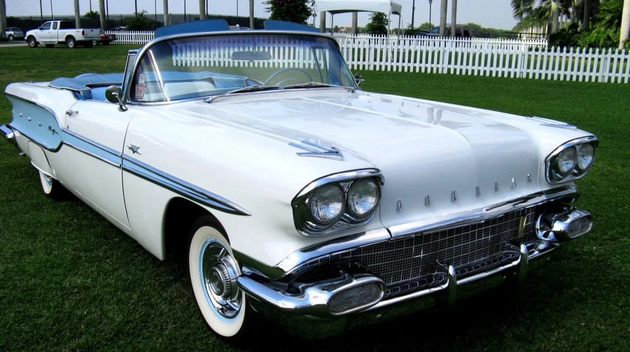1958 Pontiac Chieftain - Image 2 of 10