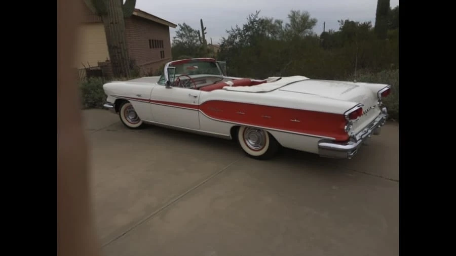 1958 Pontiac Chieftain - Image 3 of 8