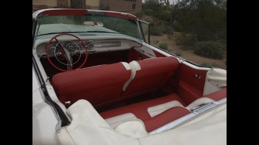 1958 Pontiac Chieftain - Image 5 of 8