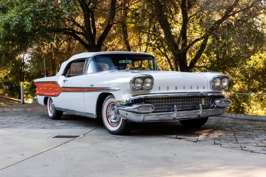 1958 Pontiac Chieftain - Image 6 of 31
