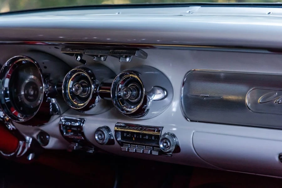 1958 Pontiac Chieftain - Image 30 of 31
