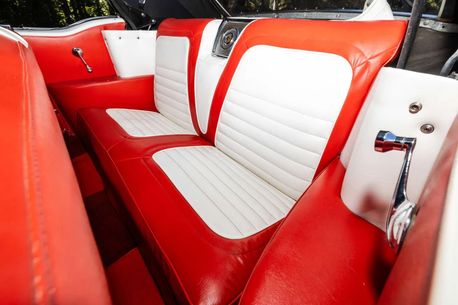 1958 Pontiac Chieftain - Image 24 of 31