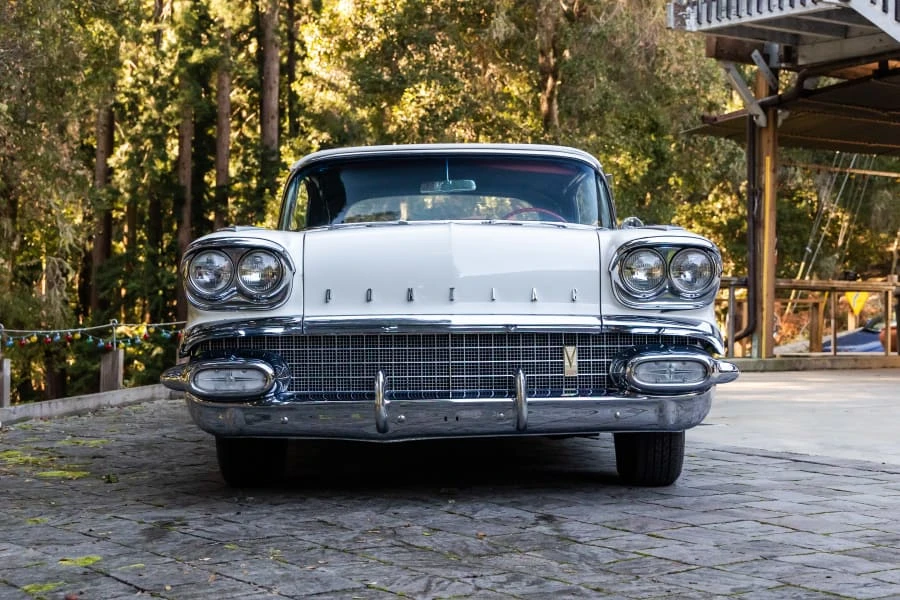 1958 Pontiac Chieftain - Image 4 of 31