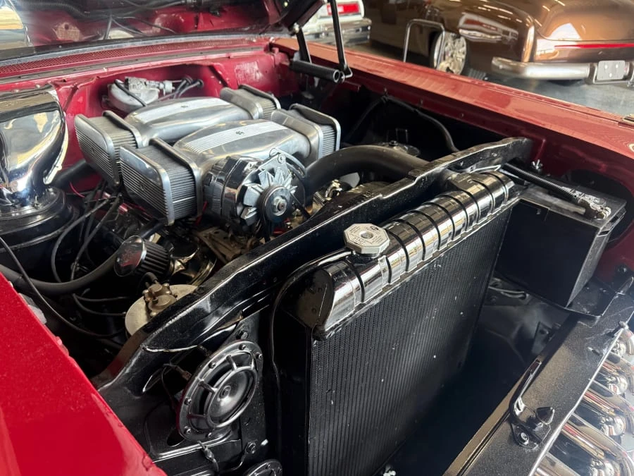 1958 Pontiac Chieftain - Image 15 of 16