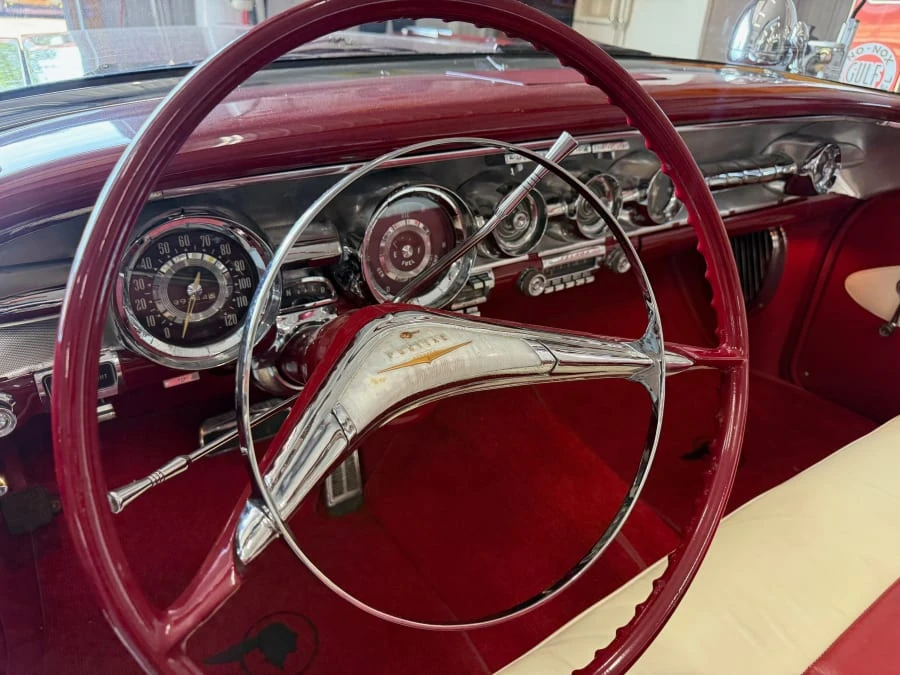 1958 Pontiac Chieftain - Image 11 of 16