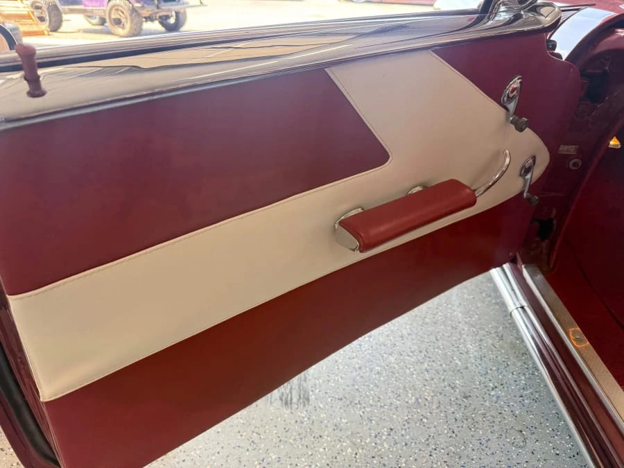 1958 Pontiac Chieftain - Image 14 of 16