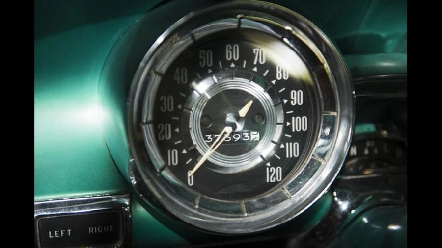 1958 Pontiac Chieftain - Image 7 of 12
