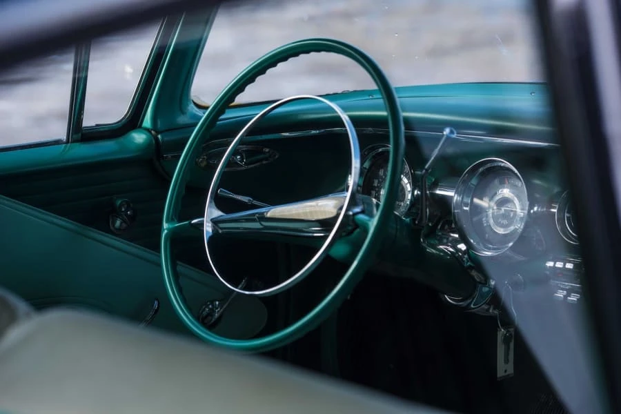 1958 Pontiac Chieftain - Image 2 of 12