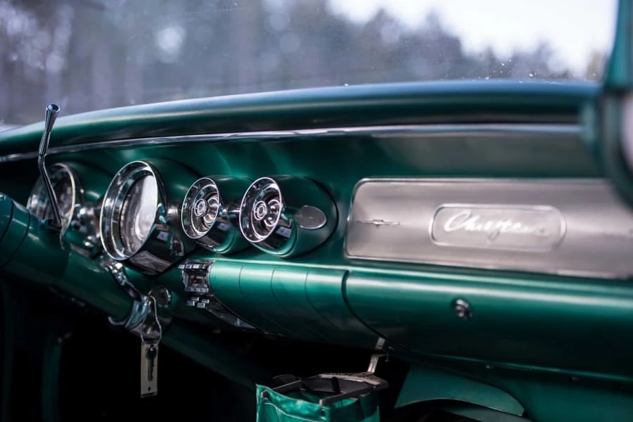 1958 Pontiac Chieftain - Image 4 of 12