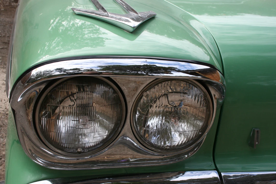 1958 Pontiac Chieftain - Image 14 of 31