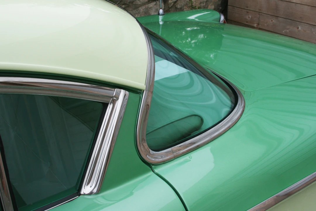 1958 Pontiac Chieftain - Image 30 of 31