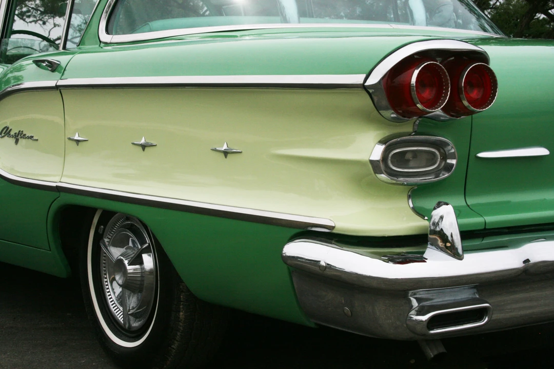1958 Pontiac Chieftain - Image 23 of 31