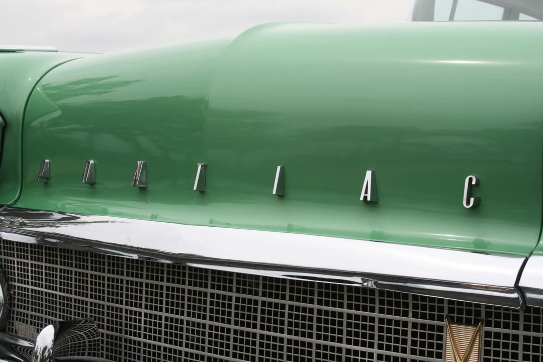 1958 Pontiac Chieftain - Image 19 of 31