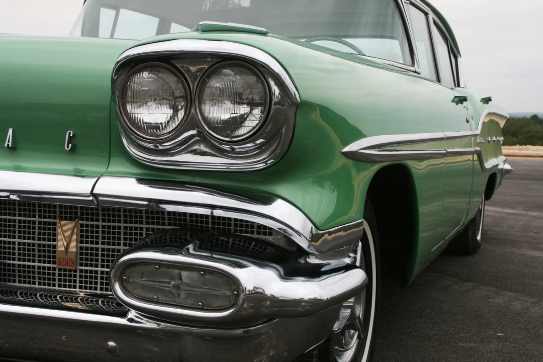 1958 Pontiac Chieftain - Image 15 of 31
