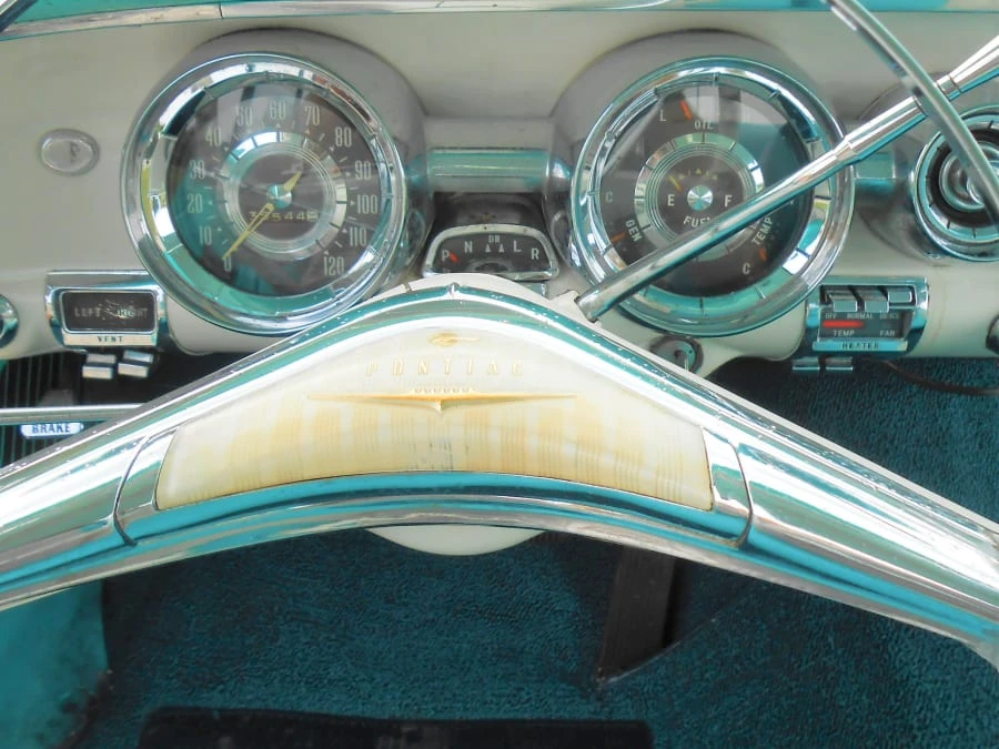 1958 Pontiac Chieftain - Image 17 of 27