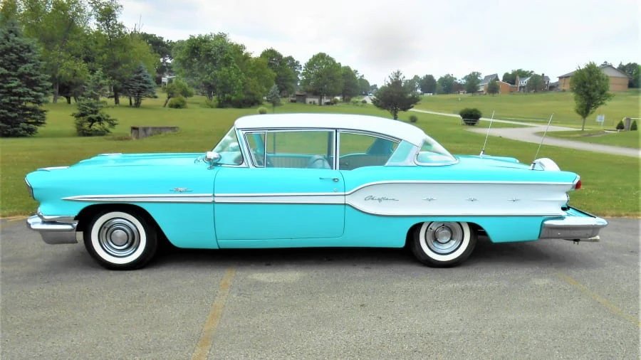 1958 Pontiac Chieftain - Image 2 of 27